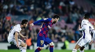 瓦妮莎的前 瓦妮莎的前