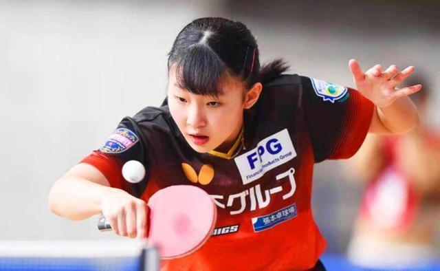 这位年轻选 这位年轻选